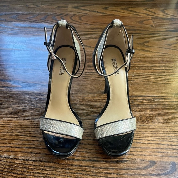 MICHAEL Michael Kors Sienna Glitter Silver/Black Sandals size 6 - Picture 4 of 13